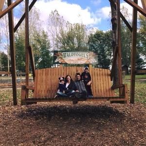 Meet your Posher, Kayla